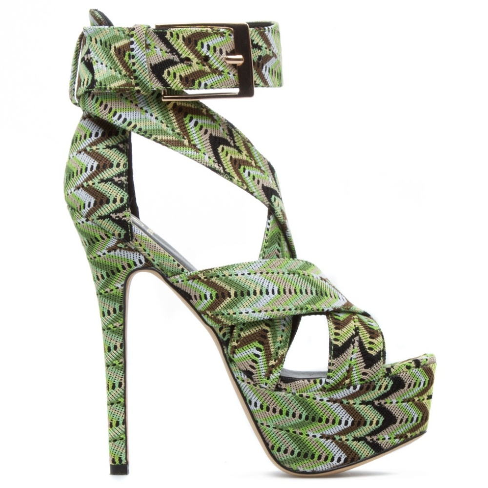 SCENE ZELDA HEELS